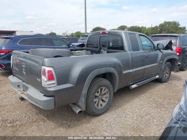 2006 MITSUBISHI RAIDER 1Z7HC32N76S567828 Photo 3