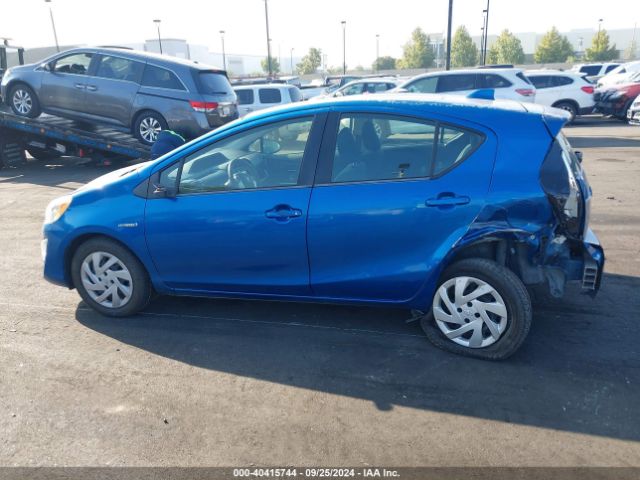 JTDKDTB38F1110786 Toyota Prius C Two