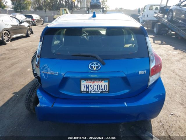 JTDKDTB38F1110786 Toyota Prius C Two