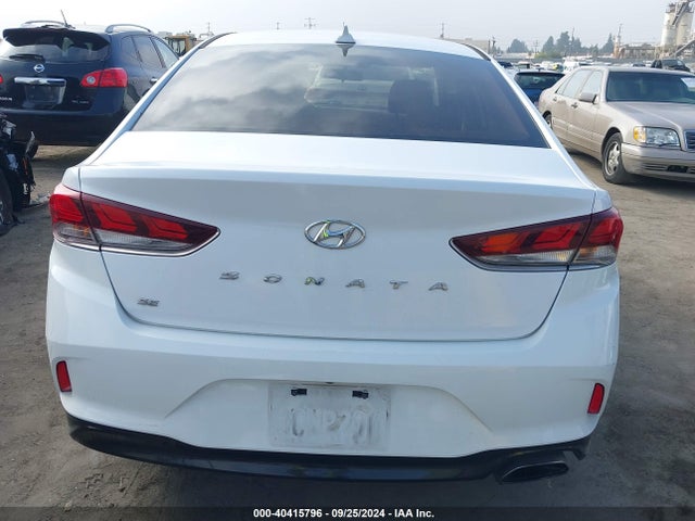 Hyundai SONATA SE 2018 5NPE24AF4JH602298 Image 16