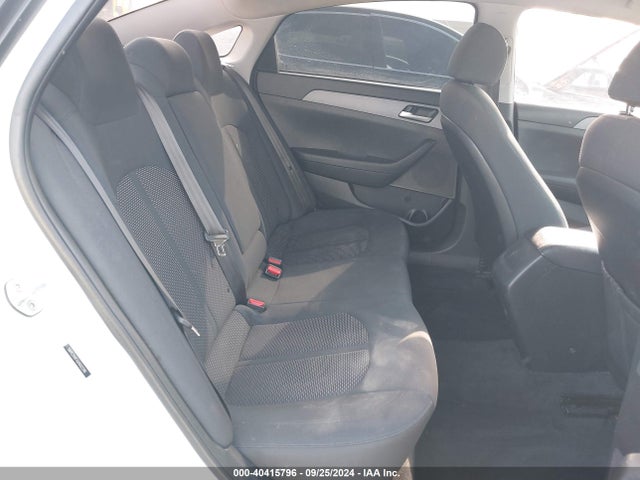 Hyundai SONATA SE 2018 5NPE24AF4JH602298 Image 8
