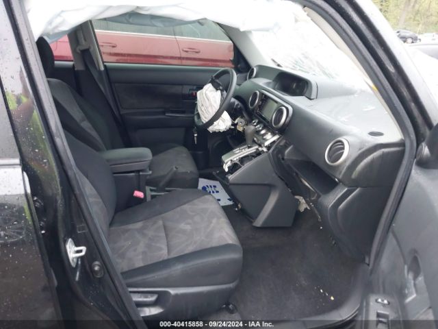 JTLZE4FE1FJ072027 Scion XB