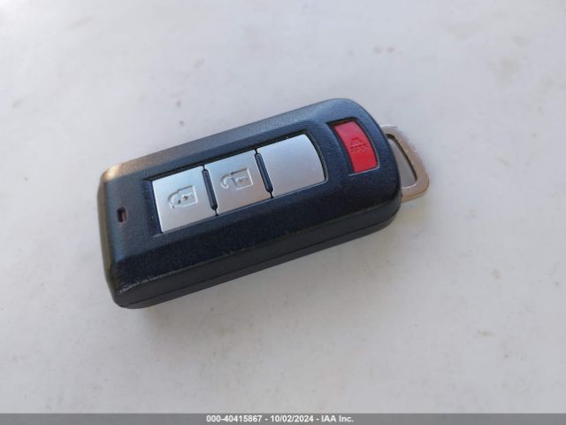 JA4AD3A32JZ050439 Mitsubishi Outlander Le