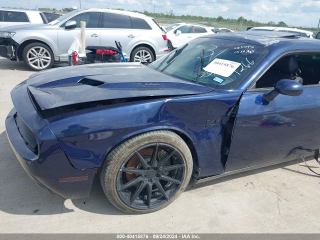 2C3CDZAT5FH710311 Dodge Challenger R/t