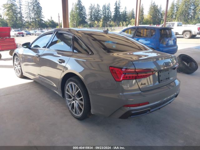 2022 AUDI A6 WAUL2BF23NN009102 Photo 2