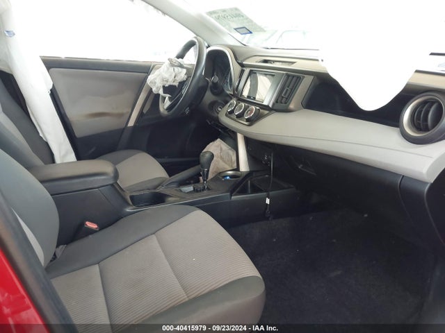 Toyota RAV4 LE 2014 2T3ZFREV3EW094263 Image 5