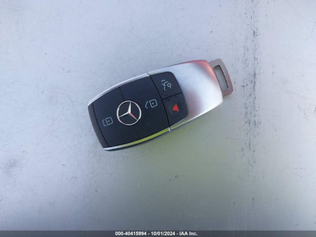 WDDWJ8DB5KF835339 Mercedes-Benz C 300