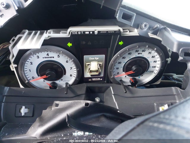 5TDXZ3DC1HS815147 Toyota Sienna Se Premium 8 Passenger