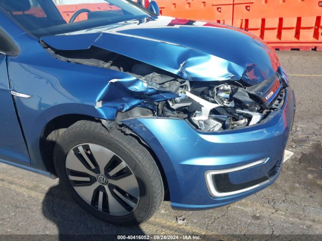 WVWKP7AU0GW914898 Volkswagen E-golf Se