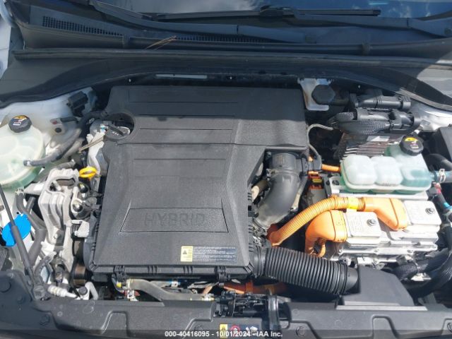 KMHC65LC8JU076909 Hyundai Ioniq Hybrid Blue