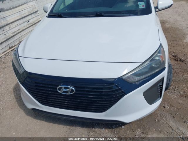 KMHC65LC8JU076909 Hyundai Ioniq Hybrid Blue