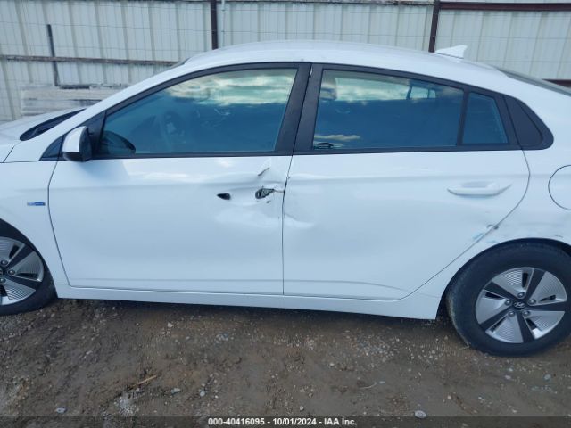KMHC65LC8JU076909 Hyundai Ioniq Hybrid Blue