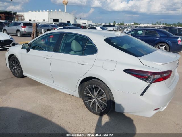 4T1G11AK5NU024940 Toyota CAMRY SE