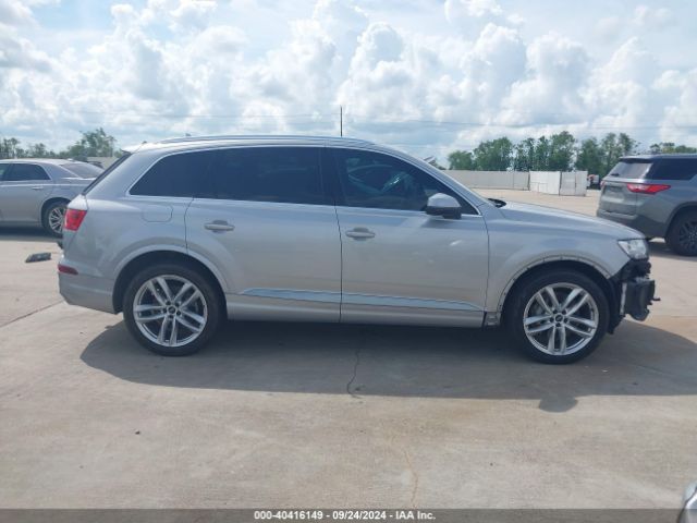 WA1VAAF77JD041694 Audi Q7 3.0t Premium