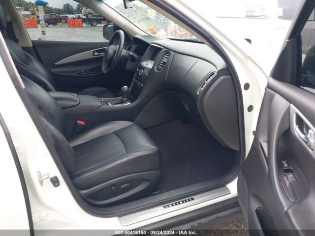 JN1BJ0RR6HM402314 Infiniti QX50