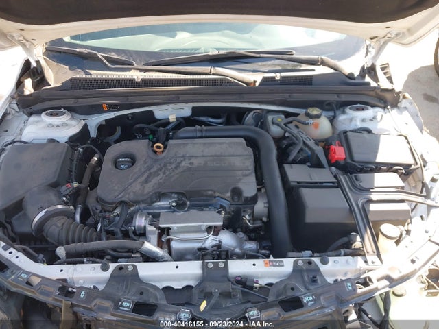 Chevrolet MALIBU LT 2018 1G1ZD5STXJF103241 Image 10