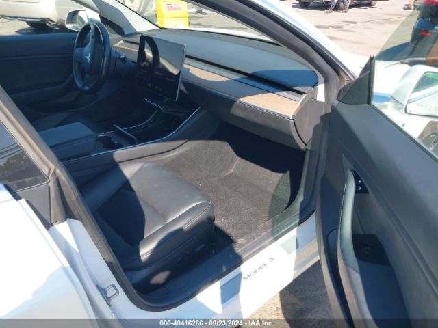 5YJ3E1EBXKF433344 Tesla Model 3 Long Range/performance