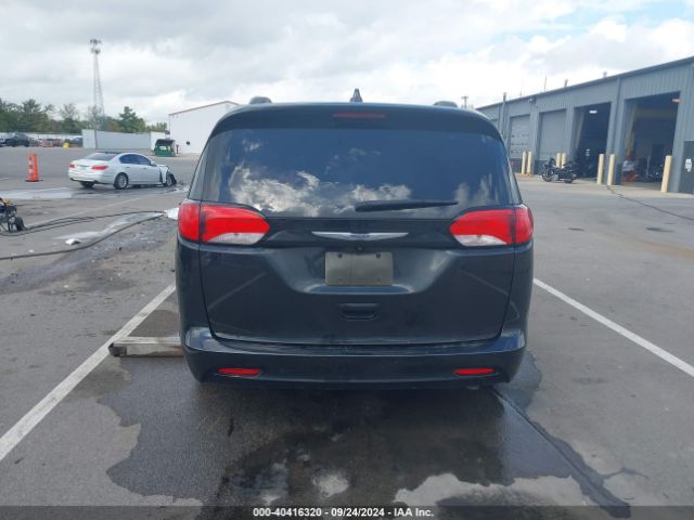 2C4RC1DG8LR151660 Chrysler Voyager Lxi