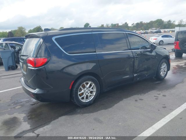 2C4RC1DG8LR151660 Chrysler Voyager Lxi