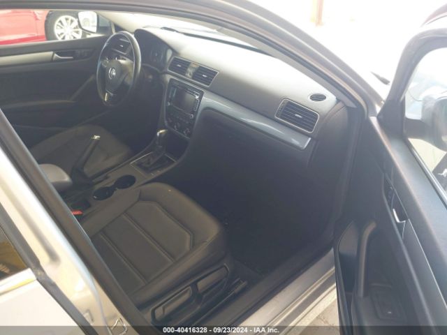 1VWAT7A39FC104102 Volkswagen Passat 1.8t Limited Edition
