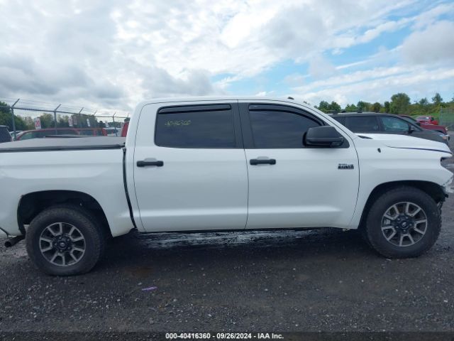5TFDY5F18GX511013 Toyota Tundra Sr5 5.7l V8