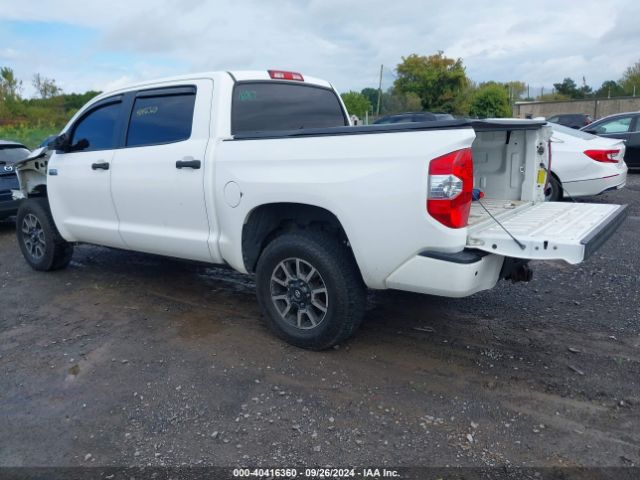 5TFDY5F18GX511013 Toyota Tundra Sr5 5.7l V8