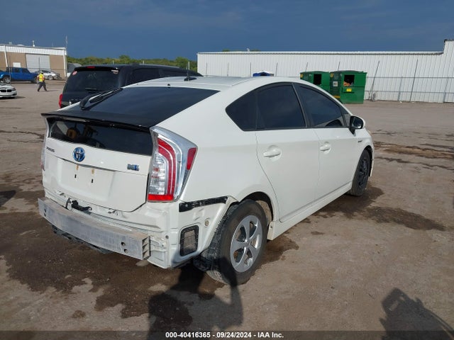 Toyota Prius Four 2014 JTDKN3DU6E1744650 Image 4