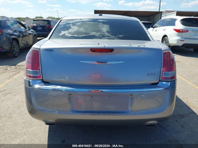 Chrysler 300 2014 2C3CCAAG0EH276501 Image 17