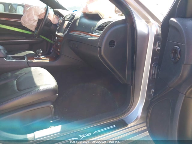 Chrysler 300 2014 2C3CCAAG0EH276501 Image 5