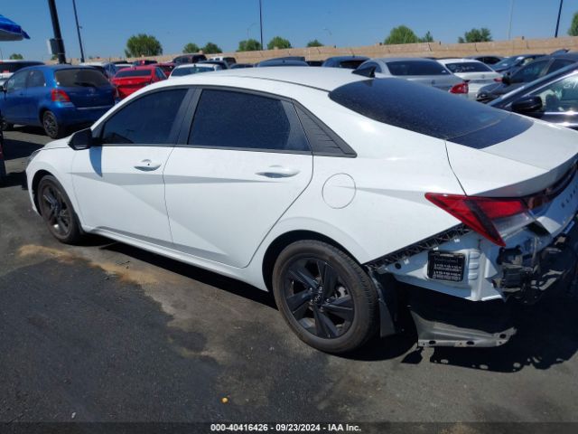 5NPLM4AG8PH107377 Hyundai ELANTRA SEL