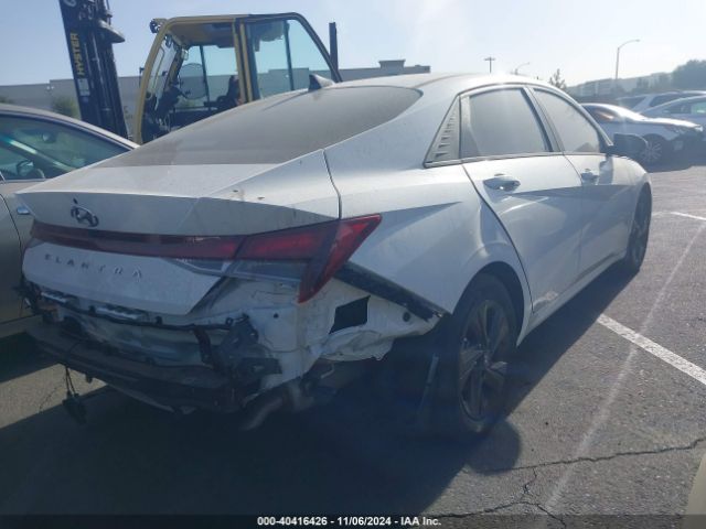 5NPLM4AG8PH107377 Hyundai ELANTRA SEL