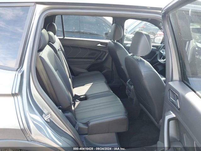 3VVCB7AX3PM057121 Volkswagen Tiguan 2.0t Se R-line Black