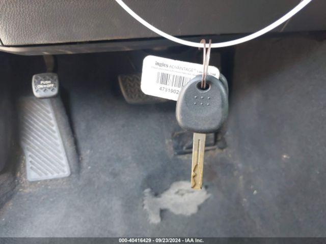 4T1B11HK8JU029558 Toyota CAMRY SE