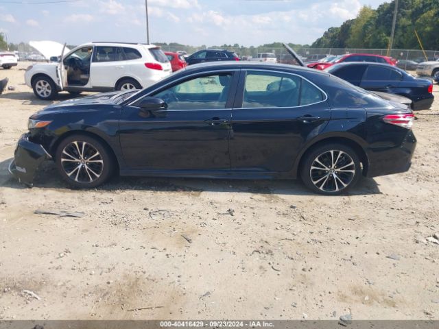 4T1B11HK8JU029558 Toyota CAMRY SE
