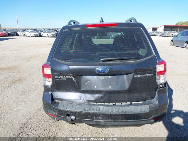 JF2SJABC0JH581314 Subaru Forester 2.5i