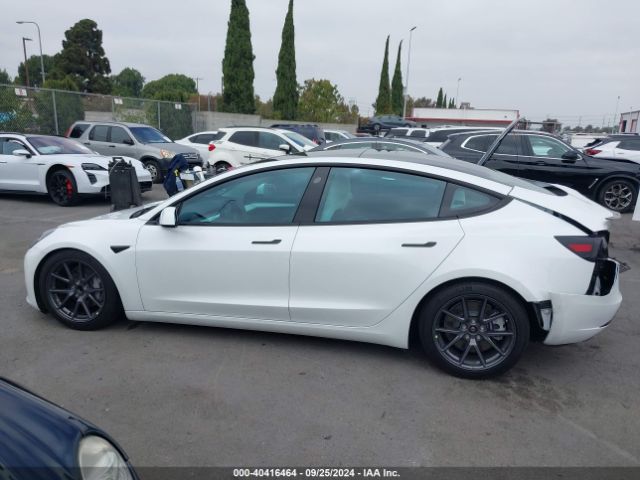 5YJ3E1EA6NF178042 Tesla MODEL 3