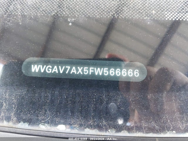WVGAV7AX5FW566666 Volkswagen TIGUAN S