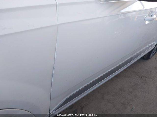 WA1LHAF77HD053731 Audi Q7 2.0t Premium