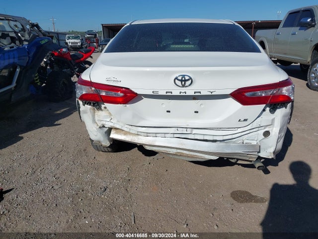 Toyota CAMRY LE 2018 JTNB11HK6J3027667 Image 16