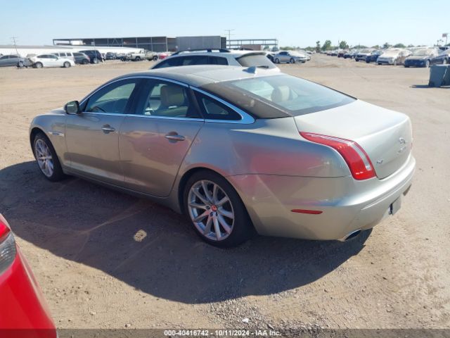 2014 JAGUAR XJ SAJWJ1CD3E8V60567 Photo 2