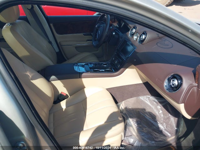 2014 JAGUAR XJ SAJWJ1CD3E8V60567 Photo 4