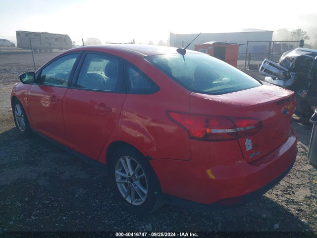 Ford FOCUS SE 2016 1FADP3F22GL275729 Image 3