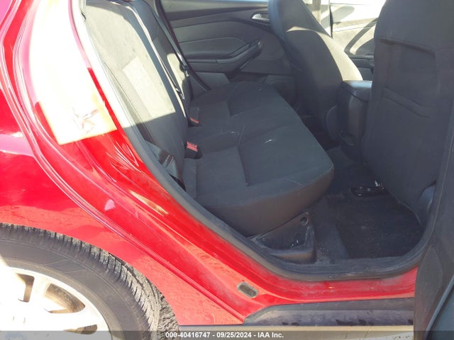Ford FOCUS SE 2016 1FADP3F22GL275729 Image 8