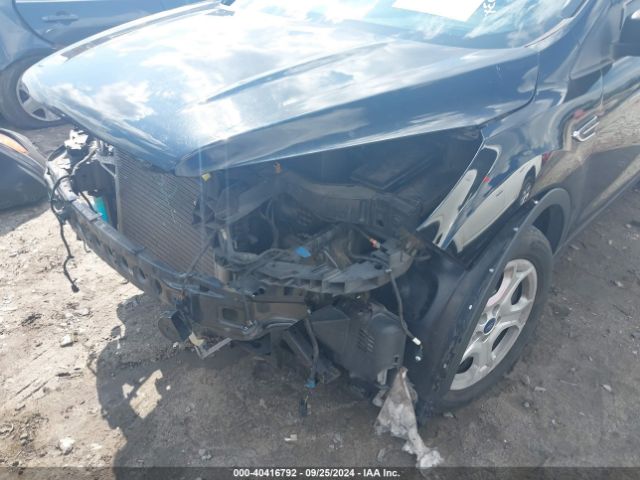 1FMCU0F78JUA16264 Ford ESCAPE S