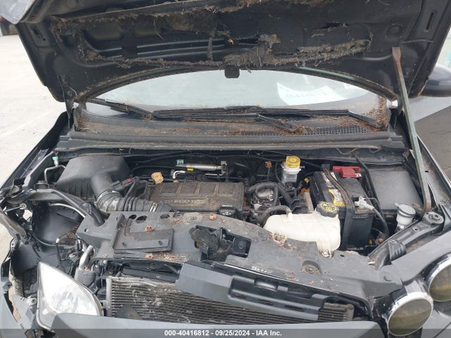 Chevrolet Sonic Rs Auto 2016 1G1JG6SB9G4104869 Image 10