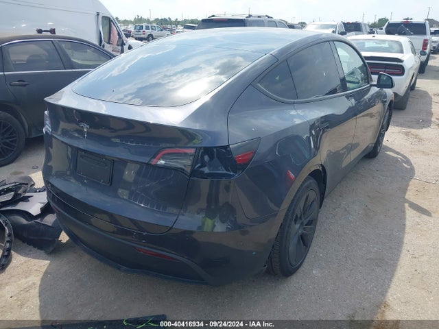 2024 TESLA MODEL Y 7SAYGDED3RA304830 Photo 3