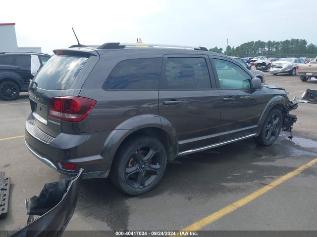3C4PDCGB4LT212886 Dodge Journey Crossroad