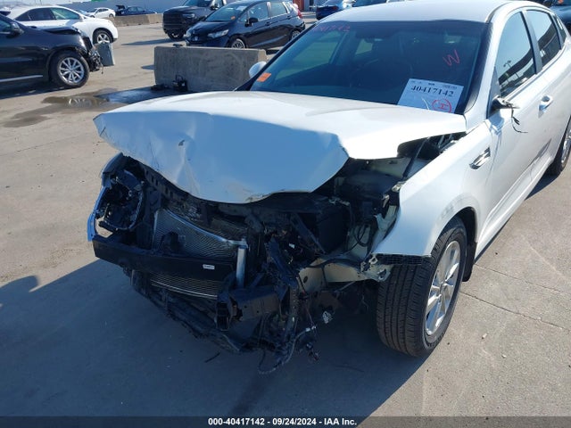 KIA Optima Lx 2018 KNAGT4L36J5213412 Image 6