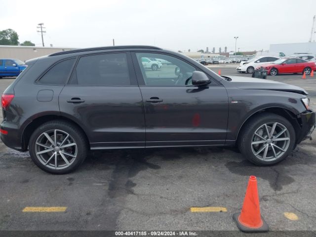 WA1W7AFP8HA092023 Audi Q5 3.0t Premium Plus