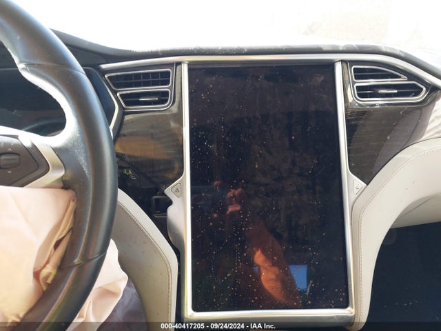 Tesla Model S 60/70/75/85 2016 5YJSA1E10GF151378 Image 13